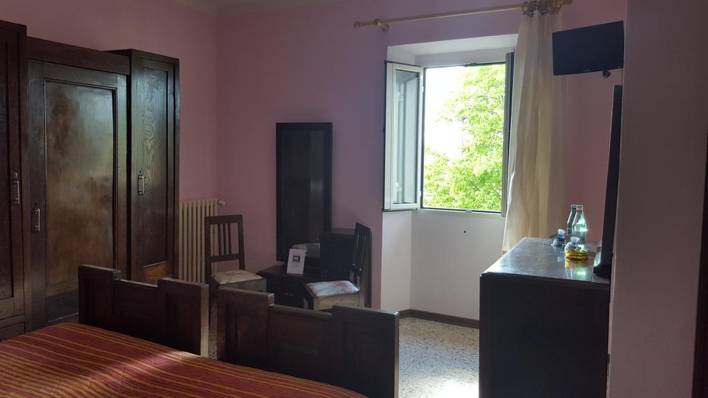 Albergo Ristorante Gualtieri Barberino di Mugello Oda fotoğraf